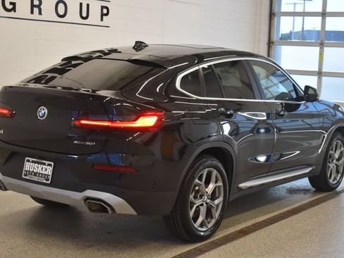 Used 2025 BMW X4 xDrive30i w/ Premium Package AWD/4WD image 4