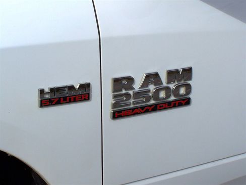 Used 2013 RAM 2500 Big Horn image 11