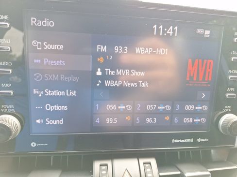 Used 2022 Toyota RAV4 XSE AWD/4WD image 24
