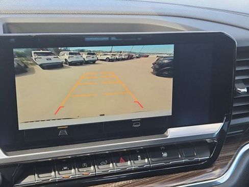 Used 2023 Chevrolet Silverado 1500 LT w/ Protection Package RWD image 14