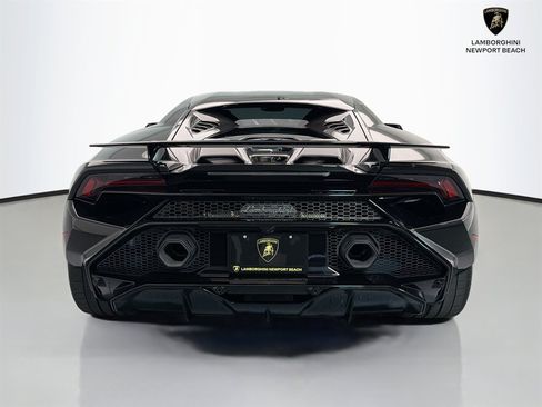 Used 2024 Lamborghini Huracan Tecnica RWD image 6