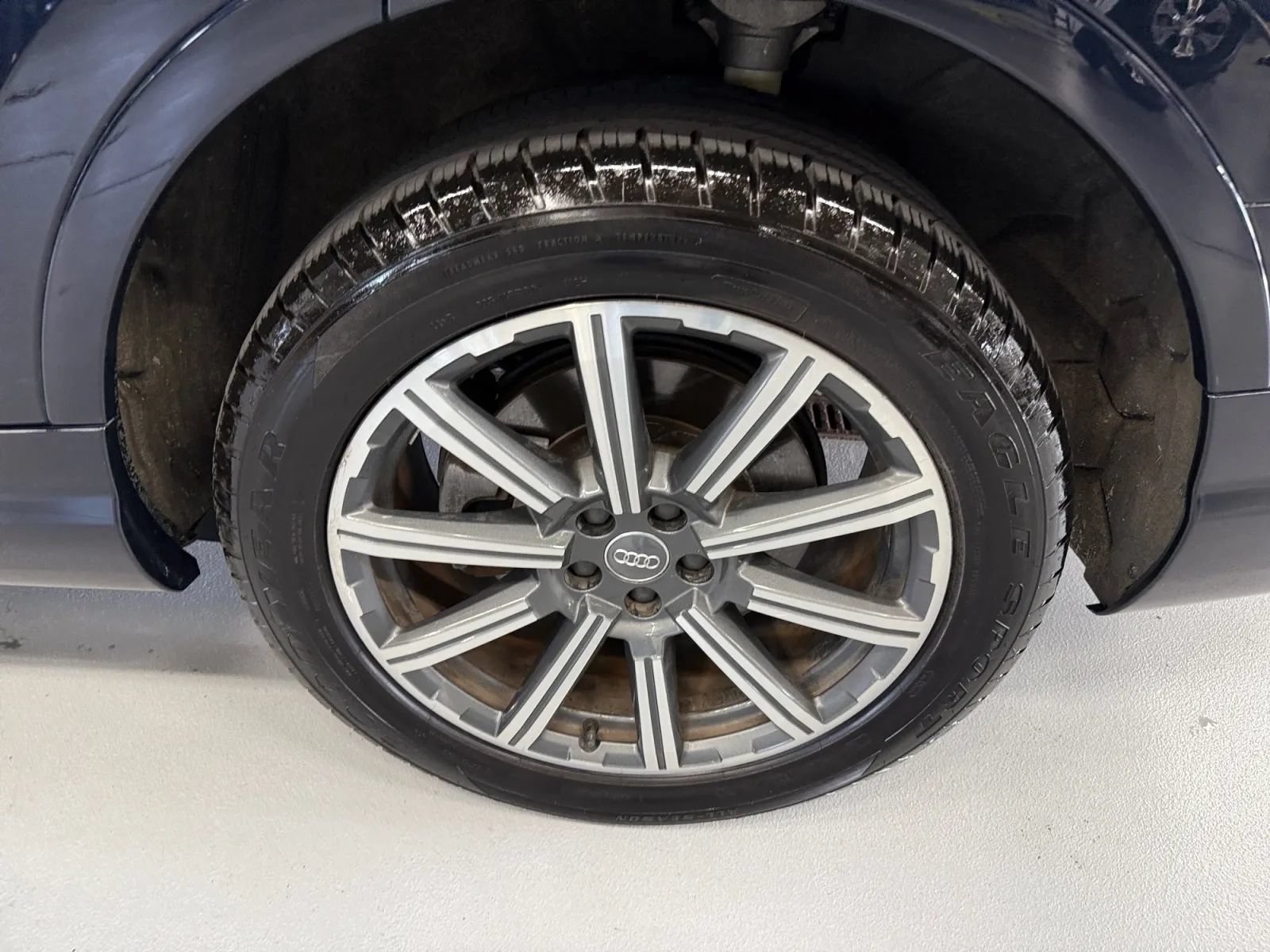 Used 2017 Audi Q7 3.0T Premium Plus AWD/4WD image 35