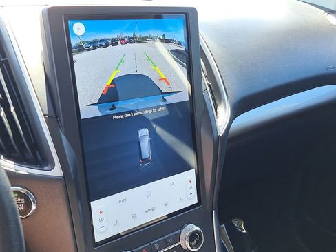 Used 2024 Ford Edge SEL image 22