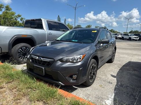 Used 2021 Subaru Crosstrek 2.0i Premium AWD/4WD image 3