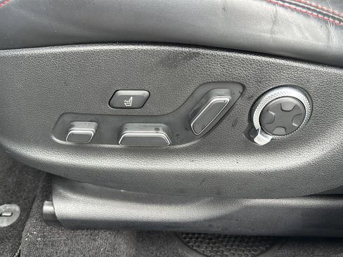 Used 2022 Genesis GV70 3.5T Sport w/ Sport Prestige Package image 20