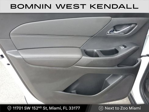 Used 2022 Chevrolet Traverse LT w/ Midnight/Sport Edition image 20