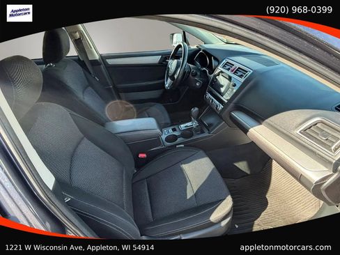 Used 2017 Subaru Outback 2.5i Premium AWD/4WD image 22