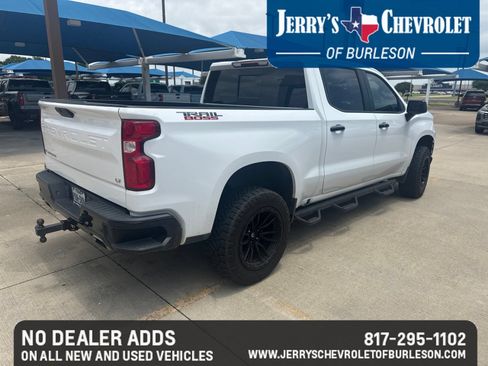 Used 2021 Chevrolet Silverado 1500 LT Trail Boss w/ Convenience Package II AWD/4WD image 4