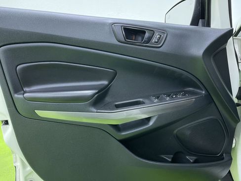 Used 2020 Ford EcoSport SES image 16