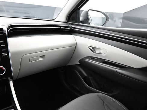 Used 2024 Hyundai Tucson SE FWD image 4