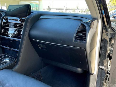 Used 2022 INFINITI QX80 Luxe w/ Cargo Package image 16