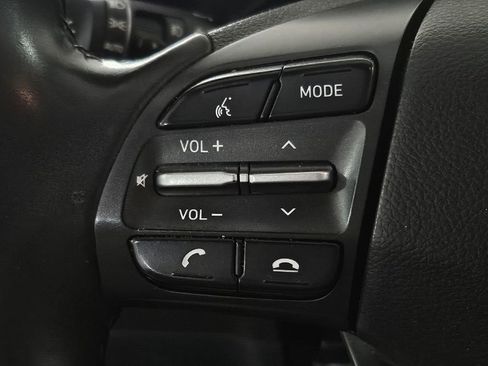 Used 2018 Hyundai Kona Ultimate image 11