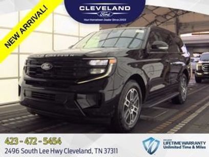 Used 2025 Ford Expedition Active
