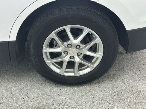 Used 2023 Chevrolet Equinox LT image 37