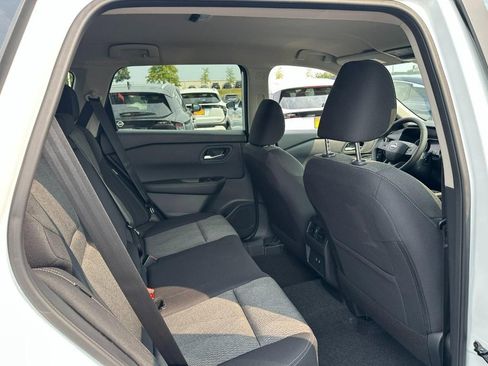 New 2026 Nissan Rogue SV image 4