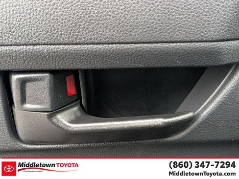 Certified 2025 Toyota Tacoma SR5 image 11