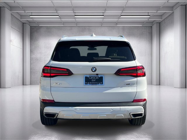 Used 2021 BMW X5 sDrive40i w/ Premium Package RWD image 4