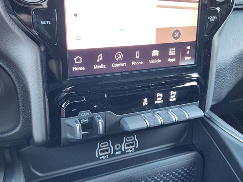 New 2026 RAM 1500 Lone Star AWD/4WD image 17