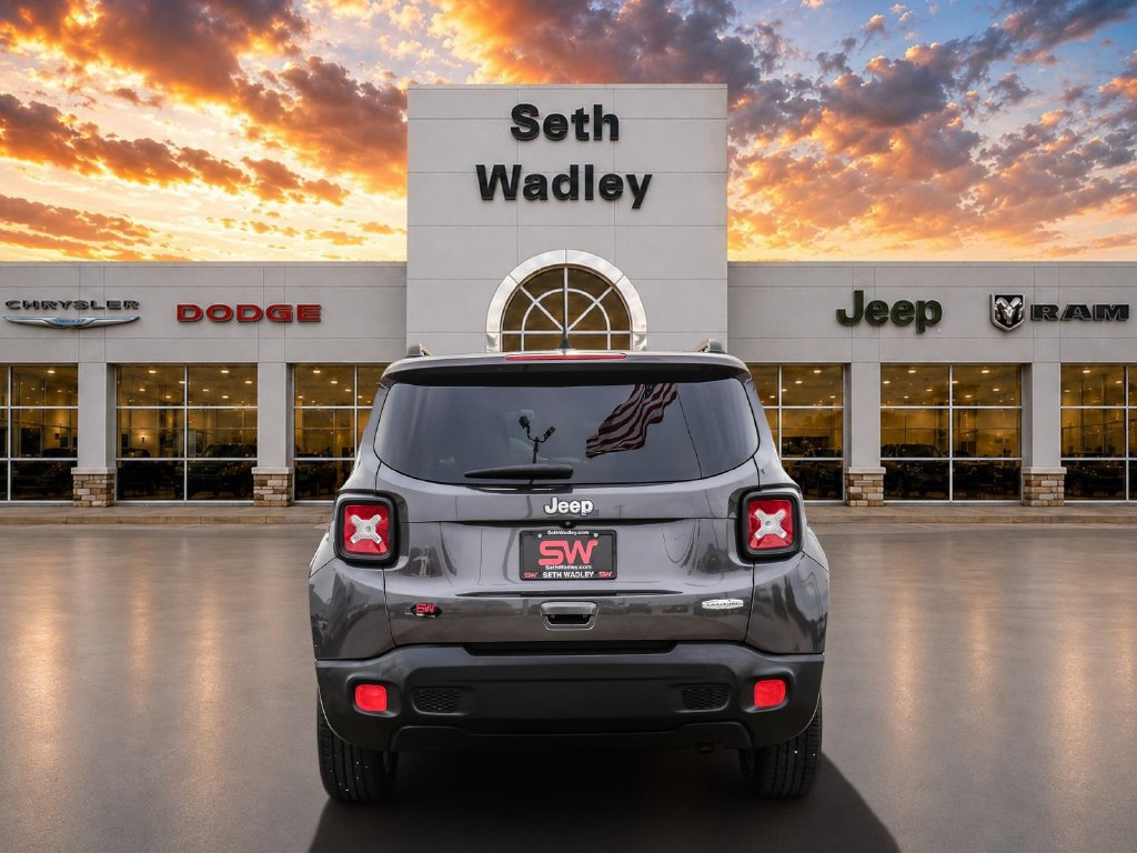 Used 2018 Jeep Renegade Latitude FWD image 6