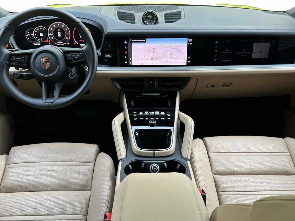 Certified 2026 Porsche Cayenne AWD/4WD image 15