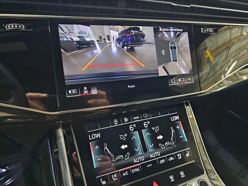 New 2025 Audi Q8 Premium Plus image 28