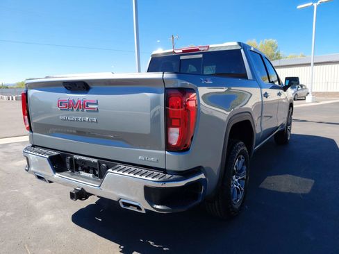 New 2026 GMC Sierra 1500 SLE w/ X31 Off-Road Package image 3