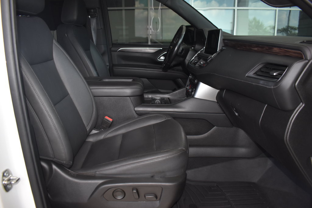 Used 2022 Chevrolet Tahoe LT w/ Luxury Package RWD image 5