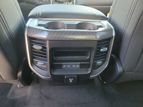 New 2027 RAM 1500 Big Horn AWD/4WD image 9