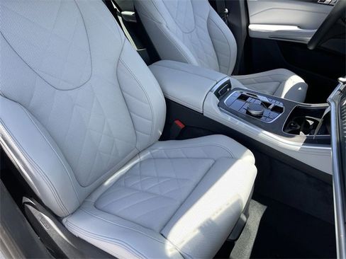 New 2026 BMW X5 sDrive40i w/ Premium Package image 11