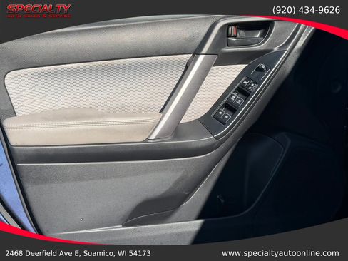 Used 2018 Subaru Forester 2.5i Premium AWD/4WD image 33