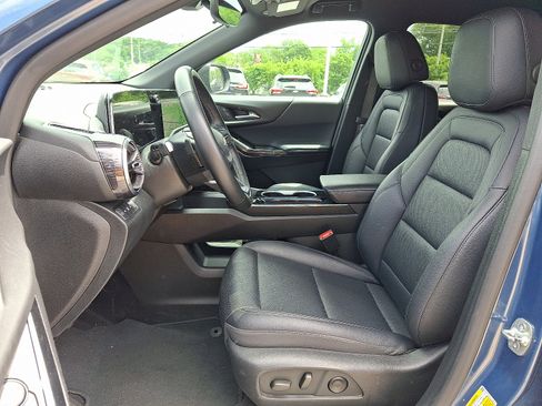 Certified 2025 Chevrolet Equinox LT w/ Convenience Package II AWD/4WD image 16