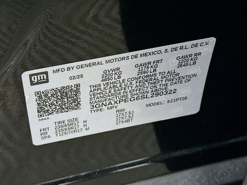 Used 2025 Chevrolet Equinox LT w/ Convenience Package II image 12