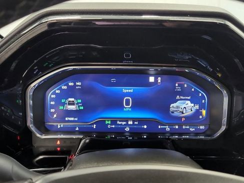 Used 2023 Chevrolet Silverado 1500 High Country w/ Technology Package image 20