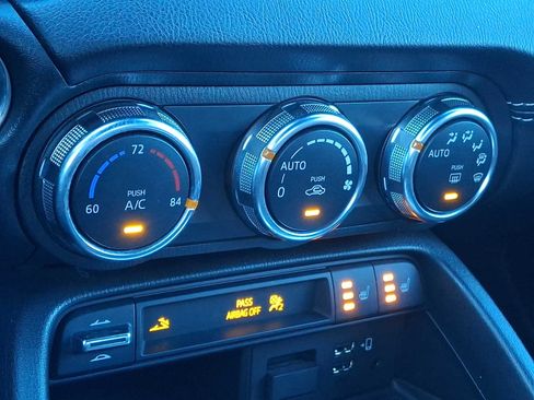 Used 2022 MAZDA MX-5 Miata RF Grand Touring image 10