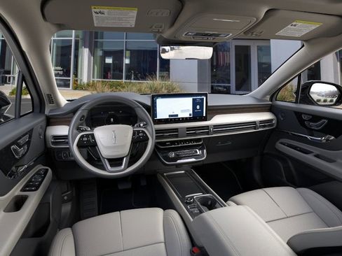 New 2026 Lincoln Corsair Reserve image 9