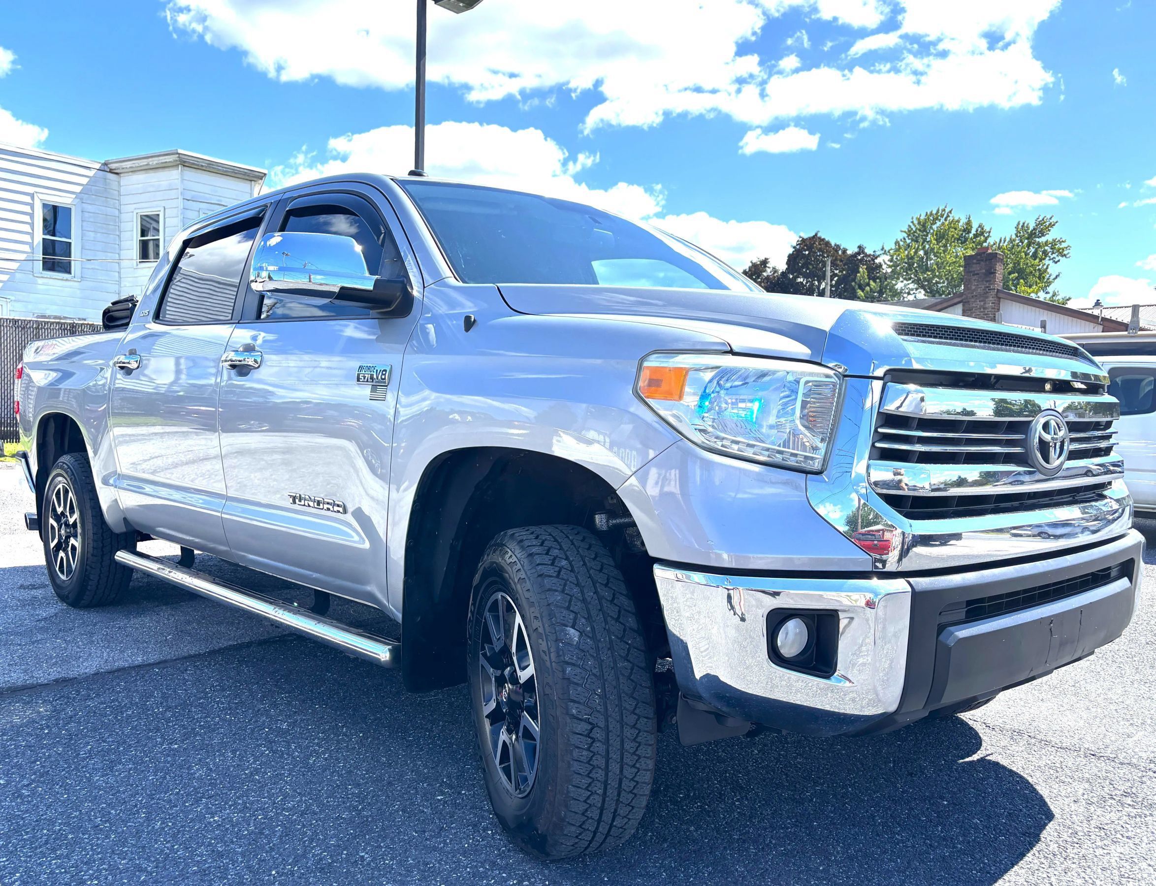 Used 2014 Toyota Tundra SR5 w/ TRD Off Road Package AWD/4WD image 3