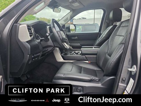 Used 2022 Toyota Tundra SR5 w/ SR5 Premium Package AWD/4WD image 8