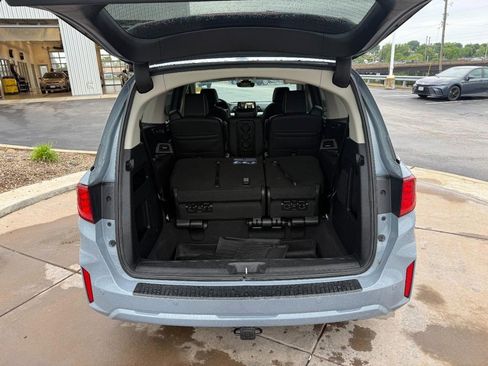 Used 2025 Honda Odyssey Touring image 8