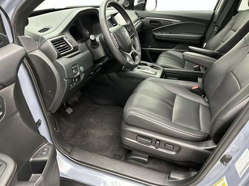 Used 2022 Honda Passport TrailSport image 11