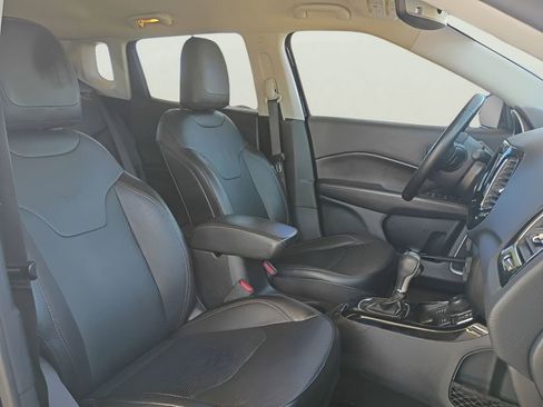 Used 2020 Jeep Compass Limited AWD/4WD image 3