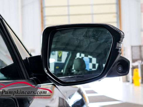 Used 2017 Honda Civic Touring image 21