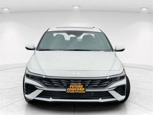 New 2026 Hyundai Elantra Limited image 3