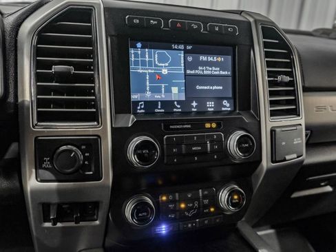 Used 2019 Ford F250 Platinum w/ Platinum Ultimate Package image 28