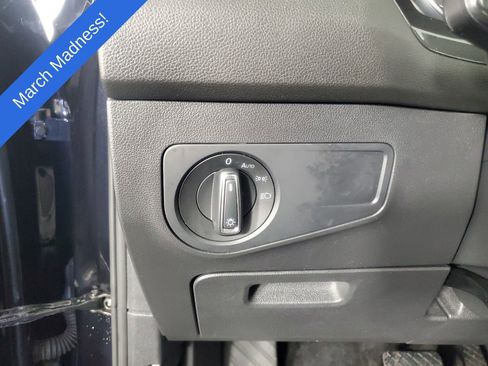 Used 2019 Volkswagen Tiguan SE w/ Panoramic Sunroof Package image 27