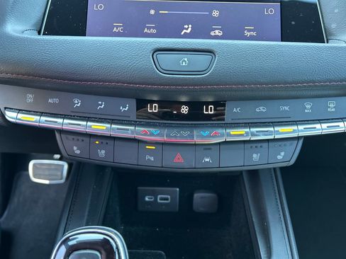 Certified 2023 Cadillac XT4 Sport image 24