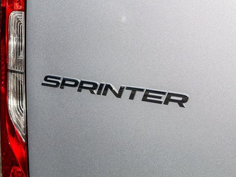 New 2025 Mercedes-Benz Sprinter 2500 image 10