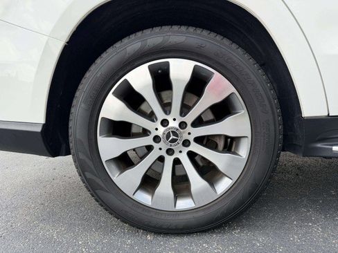 Used 2019 Mercedes-Benz GLS 450 4MATIC image 31