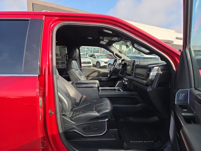Used 2023 Ford F250 Platinum w/ FX4 Off-Road Package AWD/4WD image 15