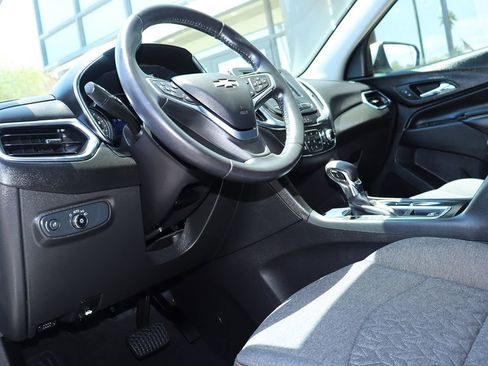 Used 2022 Chevrolet Equinox LT image 41