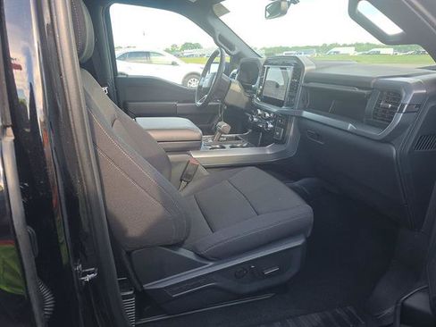 Used 2025 Ford F150 XLT w/ Equipment Group 302A MID AWD/4WD image 13